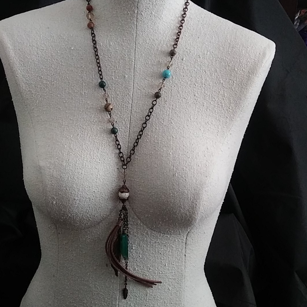 Feather multi color necklace